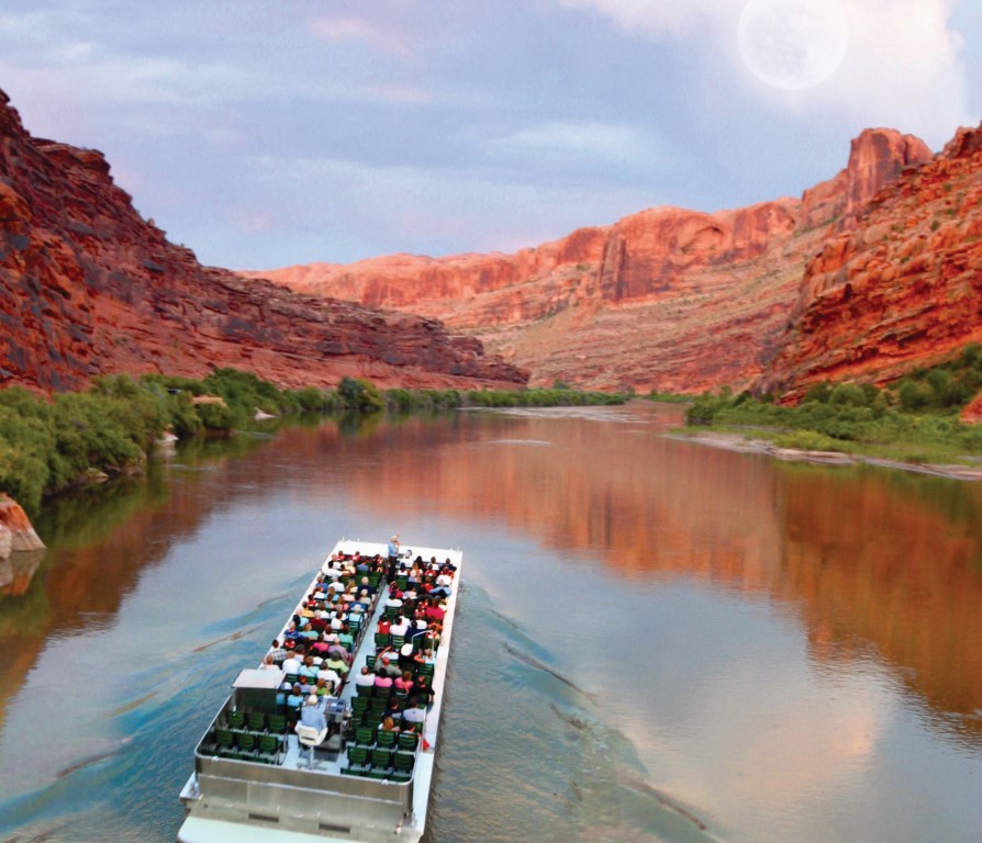 Sound and Light Show Boat ride